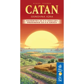 Naslovnica družabne igre Catan: Razširitev za 5–6 igralcev, ki prikazuje idilično pokrajino Catana ob sončnem zahodu, simbolizira razširitev igre za več igralcev in več zabave pri trgovanju ter naseljevanju.